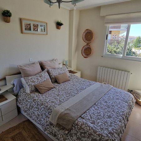 Luminoso Apartamento Playa Ris Con Garaje نوخا المظهر الخارجي الصورة